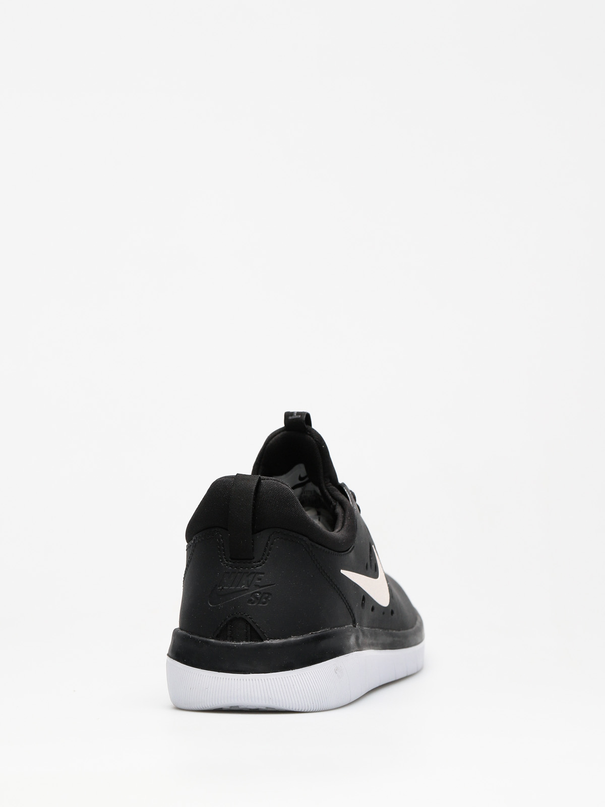 Buty Nike SB Sb Nyjah Free (black/white)