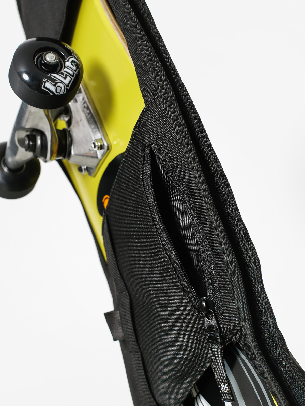 Pokrowiec na deskorolkę eS Skate Bag (black)