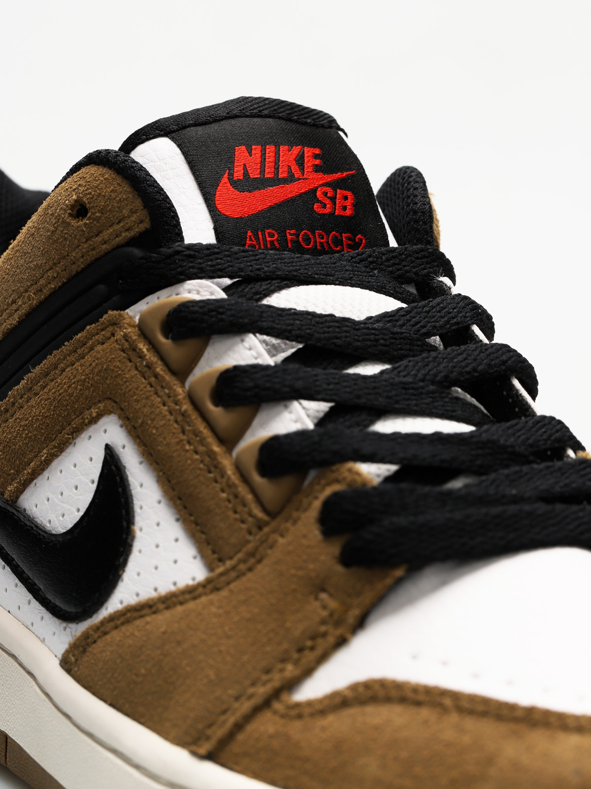 Buty Nike SB Air Force II Low (lichen brown/black white phantom)