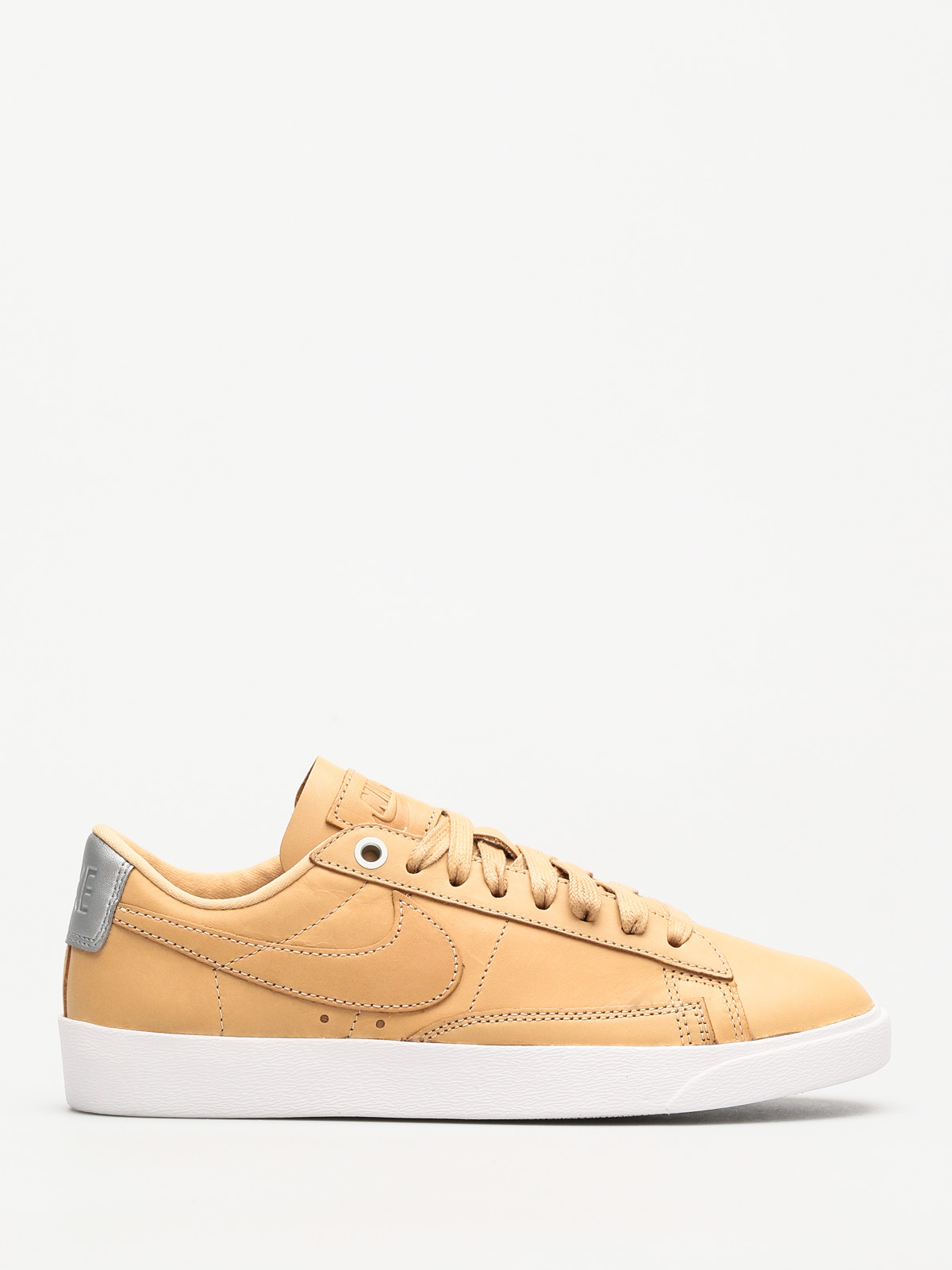 Buty Nike Blazer Low Se Premium Wmn (vachetta tan/vachetta tan white)