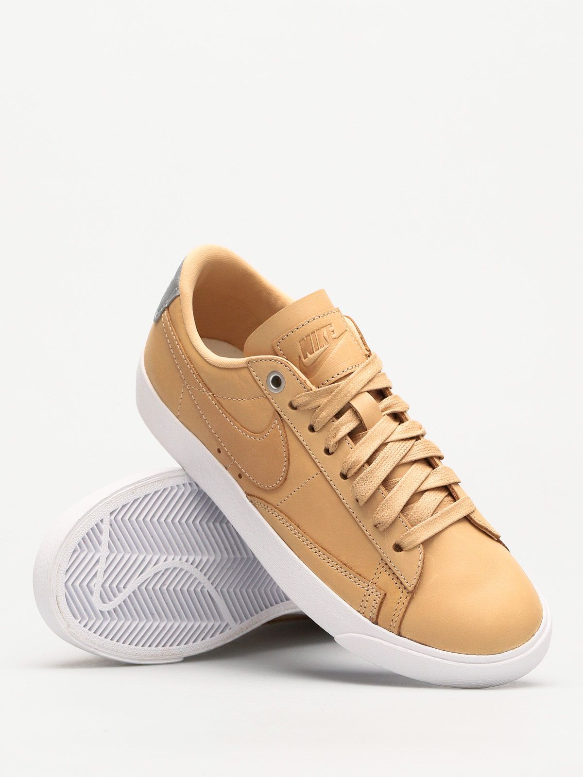 Buty Nike Blazer Low Se Premium Wmn (vachetta tan/vachetta tan white)
