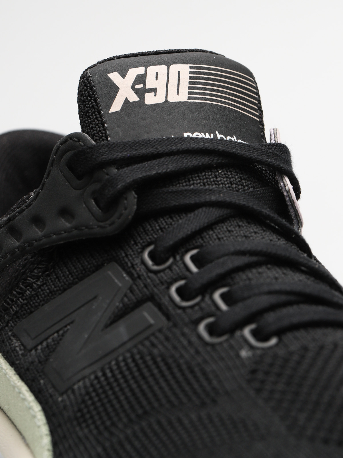 Buty New Balance X-90 Wmn (black)