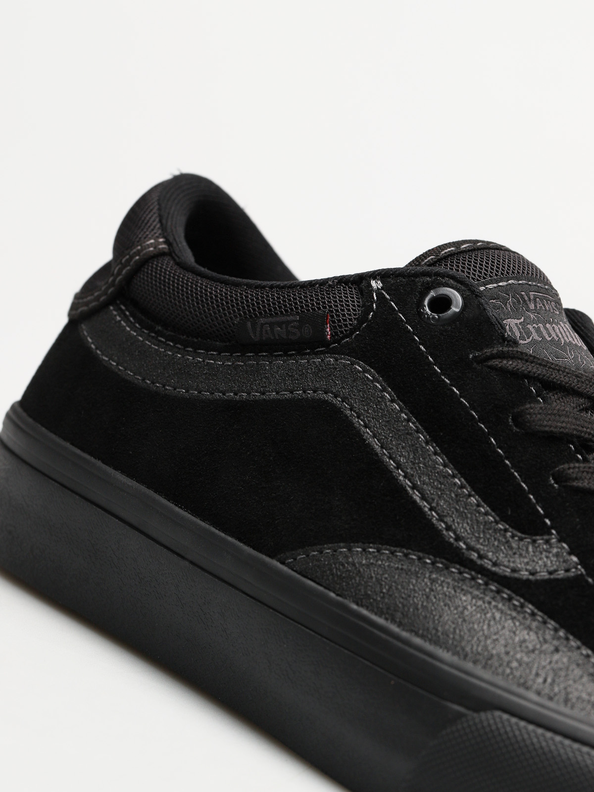 Vans on sale tnt blackout