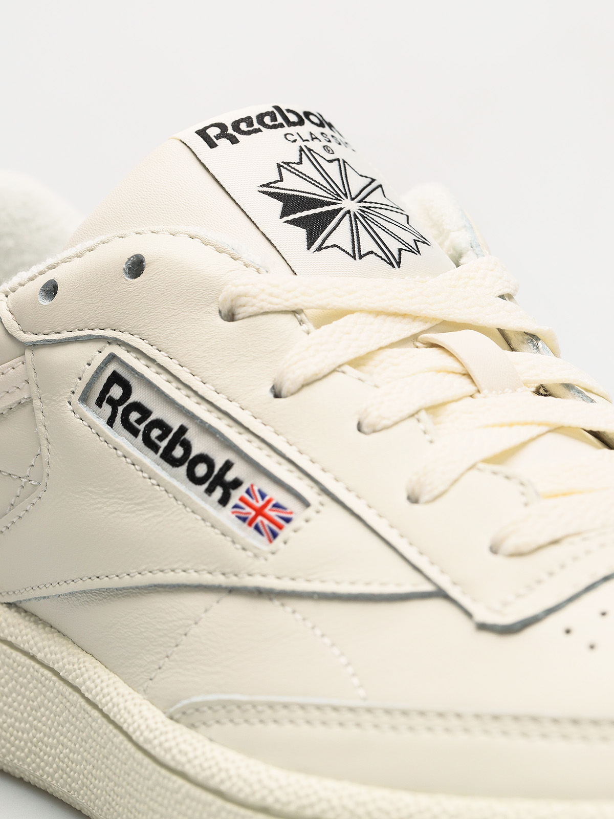 Buty Reebok Club C 85 Mu (vintage chalk/black)