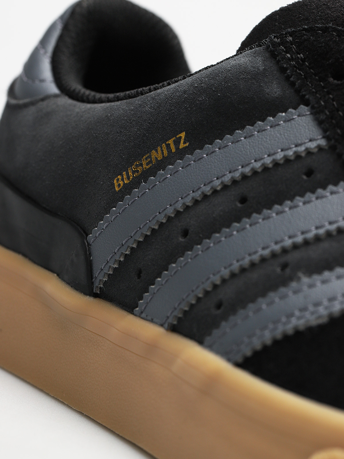 Buty adidas Busenitz Vulc (core black/onix/gum4)
