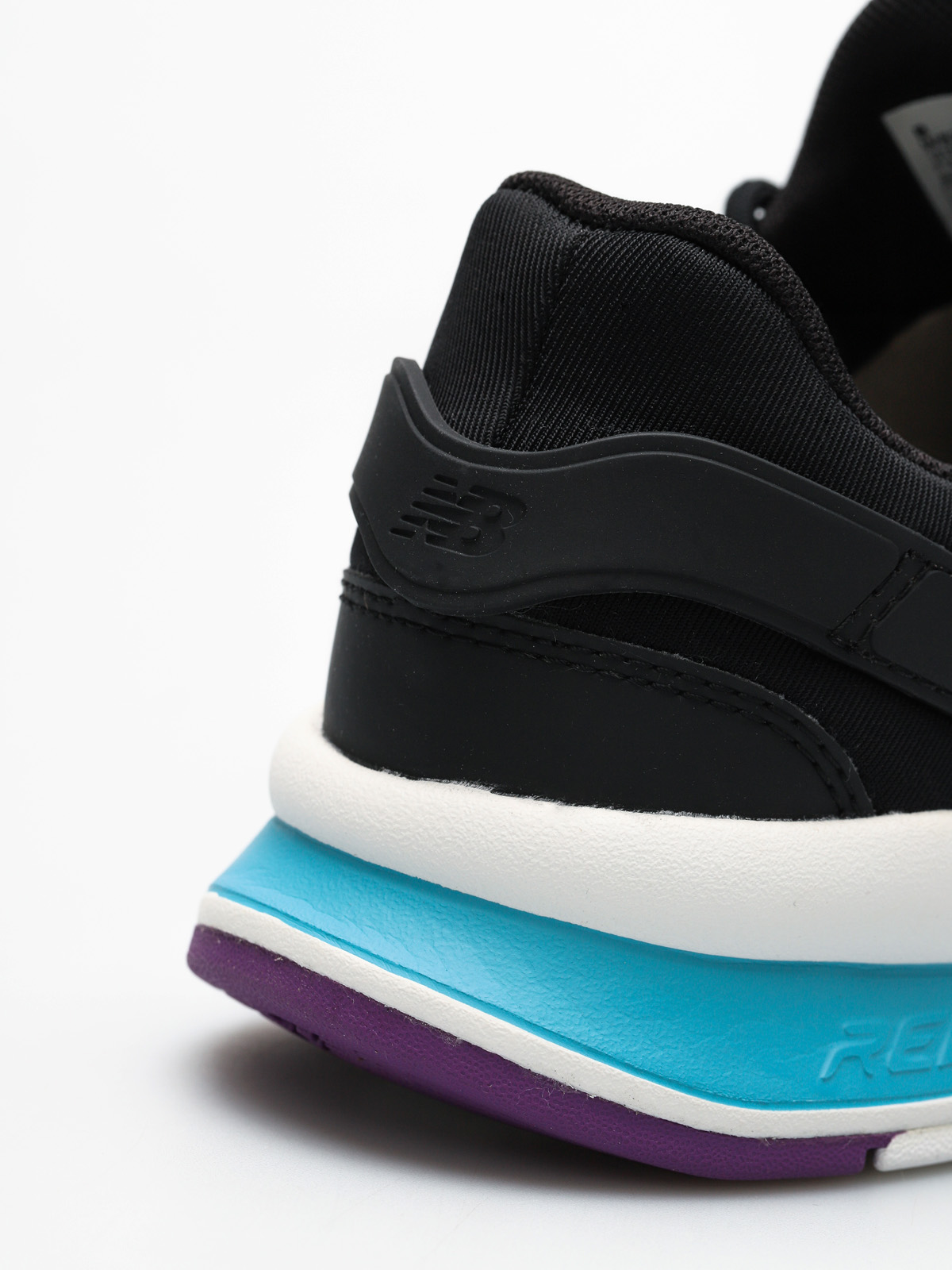 Buty New Balance 247 Wmn (black)