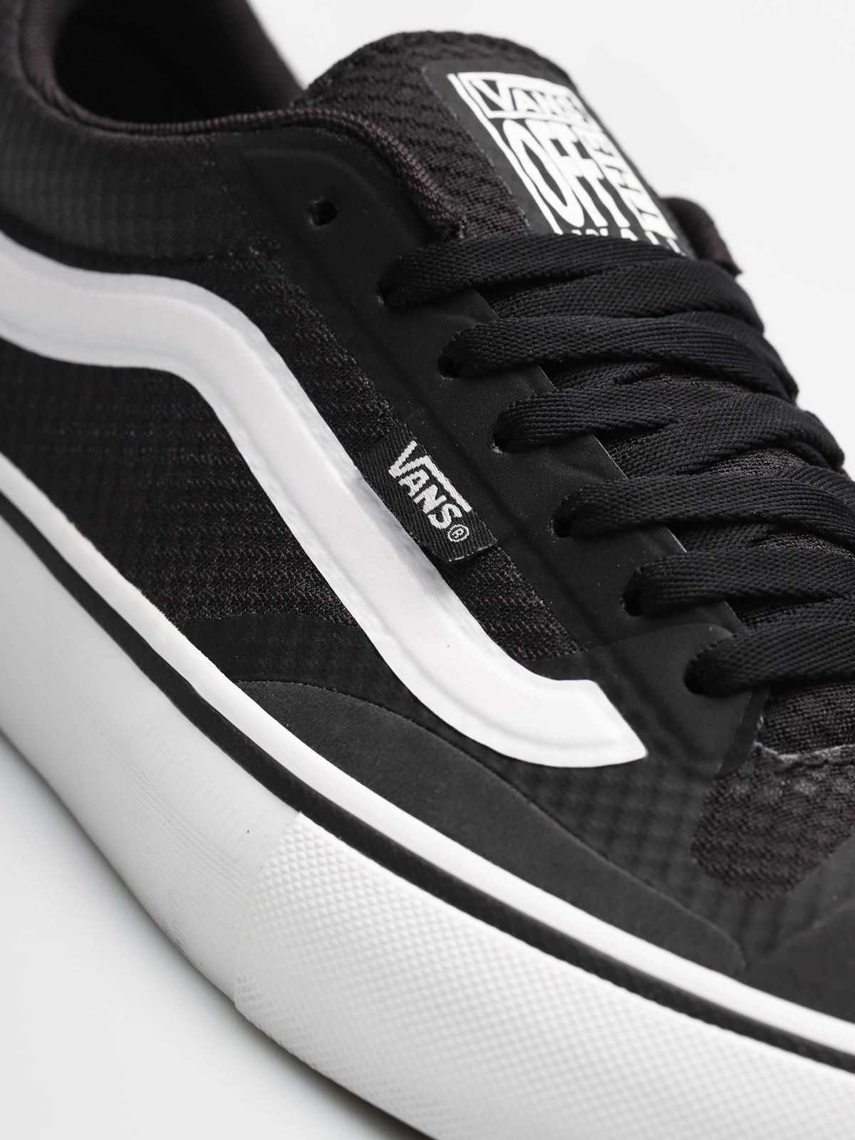 vans ave