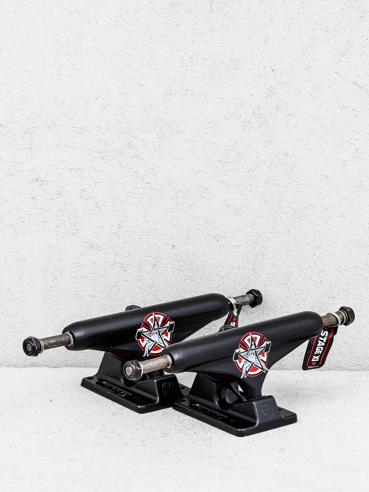Traki Independent x Thrasher Pentagram (matte black)