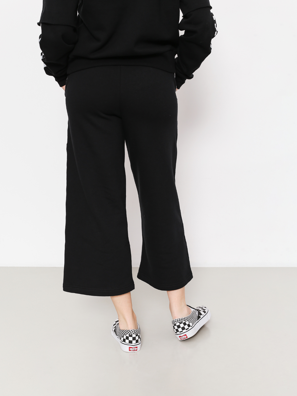 Spodnie Vans Chromo Sweatpant Wmn (black)
