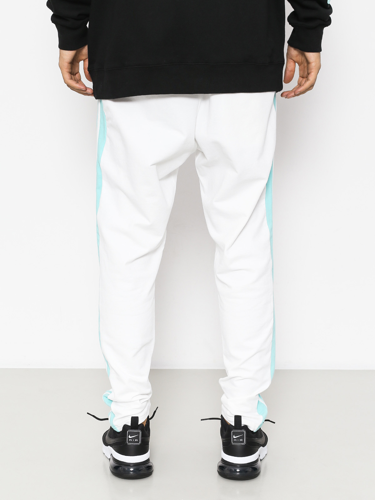 Spodnie Diamond Supply Co. Cherry Park Warm Up Drs (white)