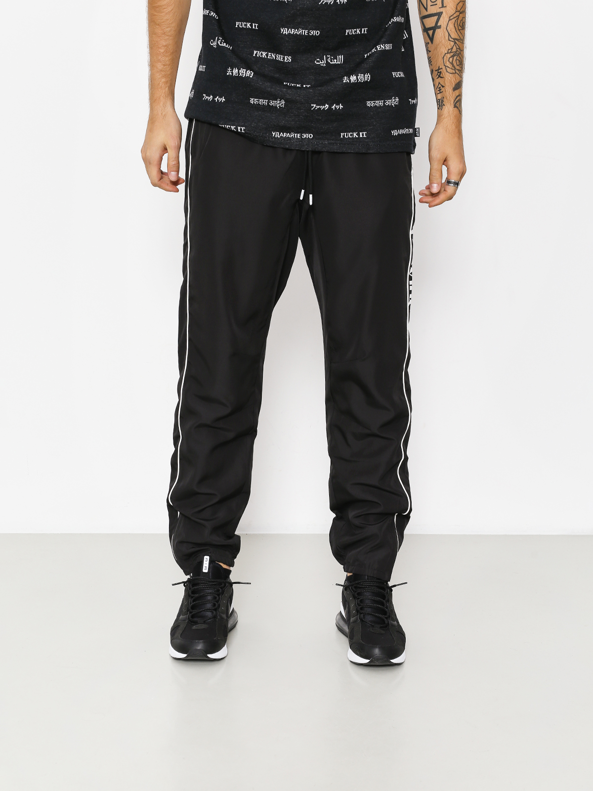 Spodnie HUF Worldwide Track (black)