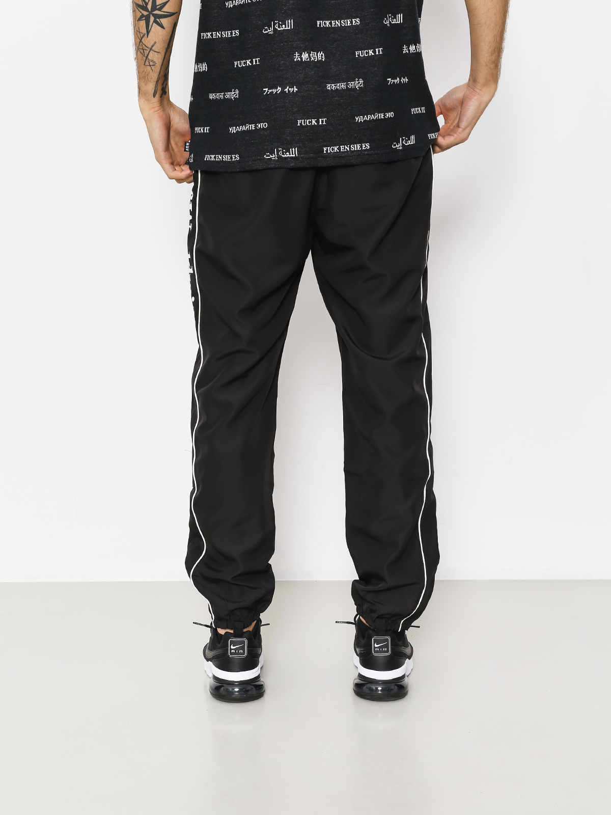 Spodnie HUF Worldwide Track (black)