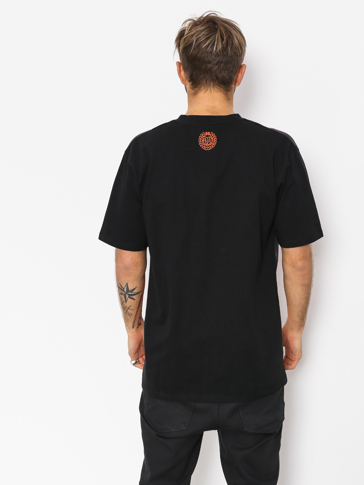 T-shirt MassDnm Burn Babylon (black)