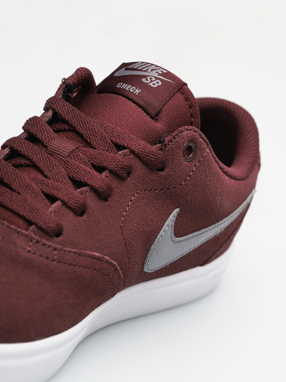 nike sb check maroon