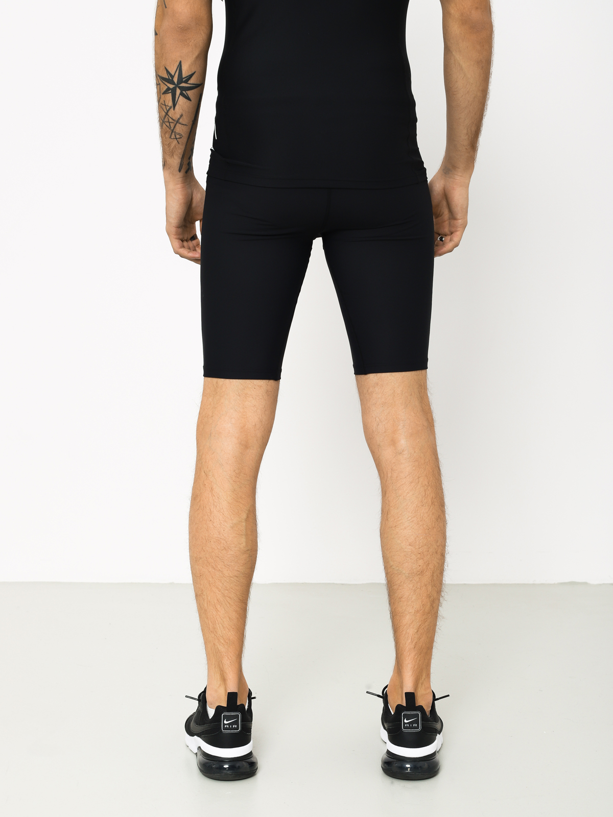 Szorty RVCA Va Compression (black)