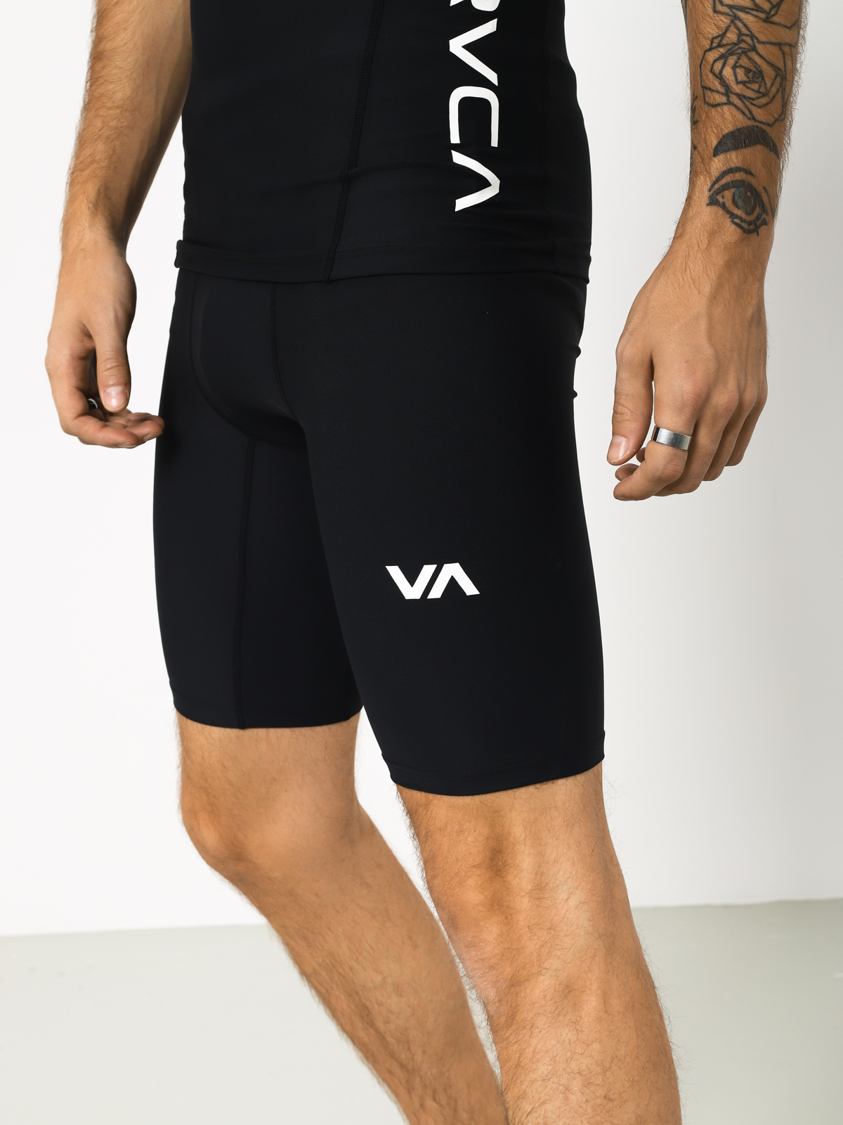 Szorty RVCA Va Compression (black)