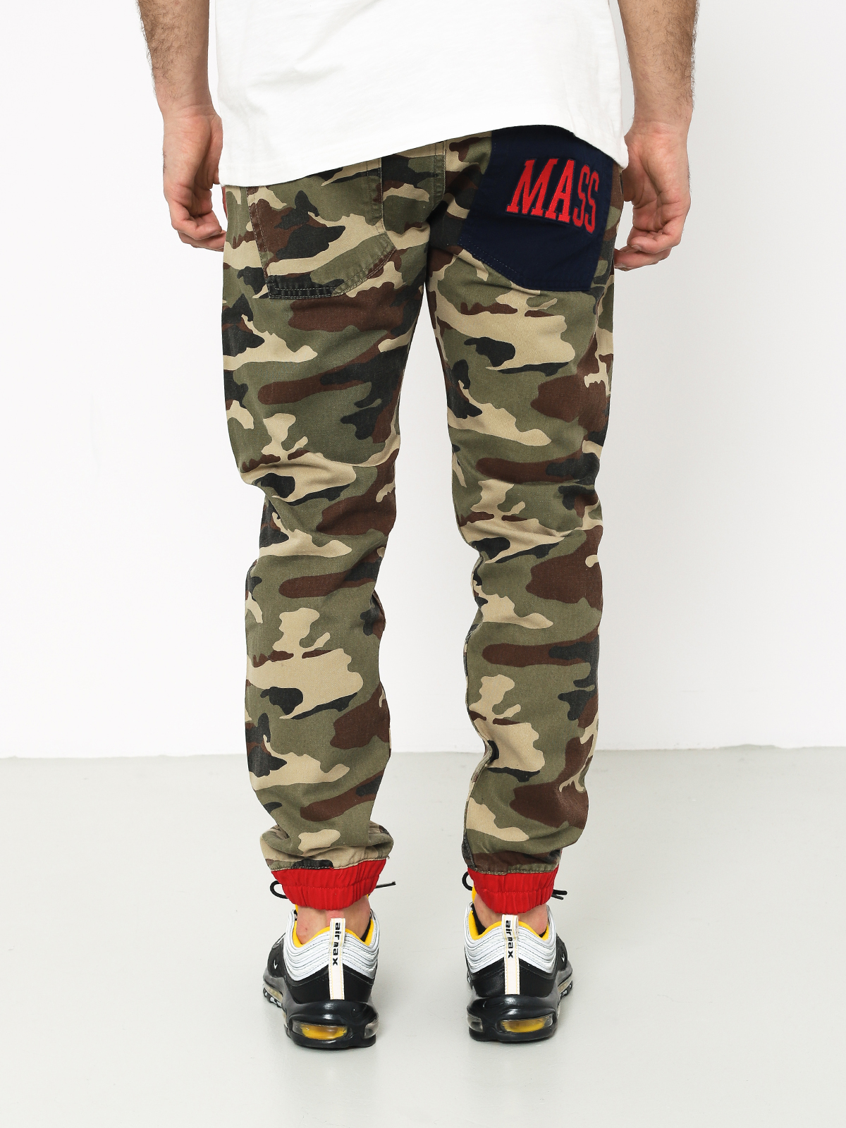 Spodnie MassDnm Truman Joggers Sneaker Fit (woodland camo)