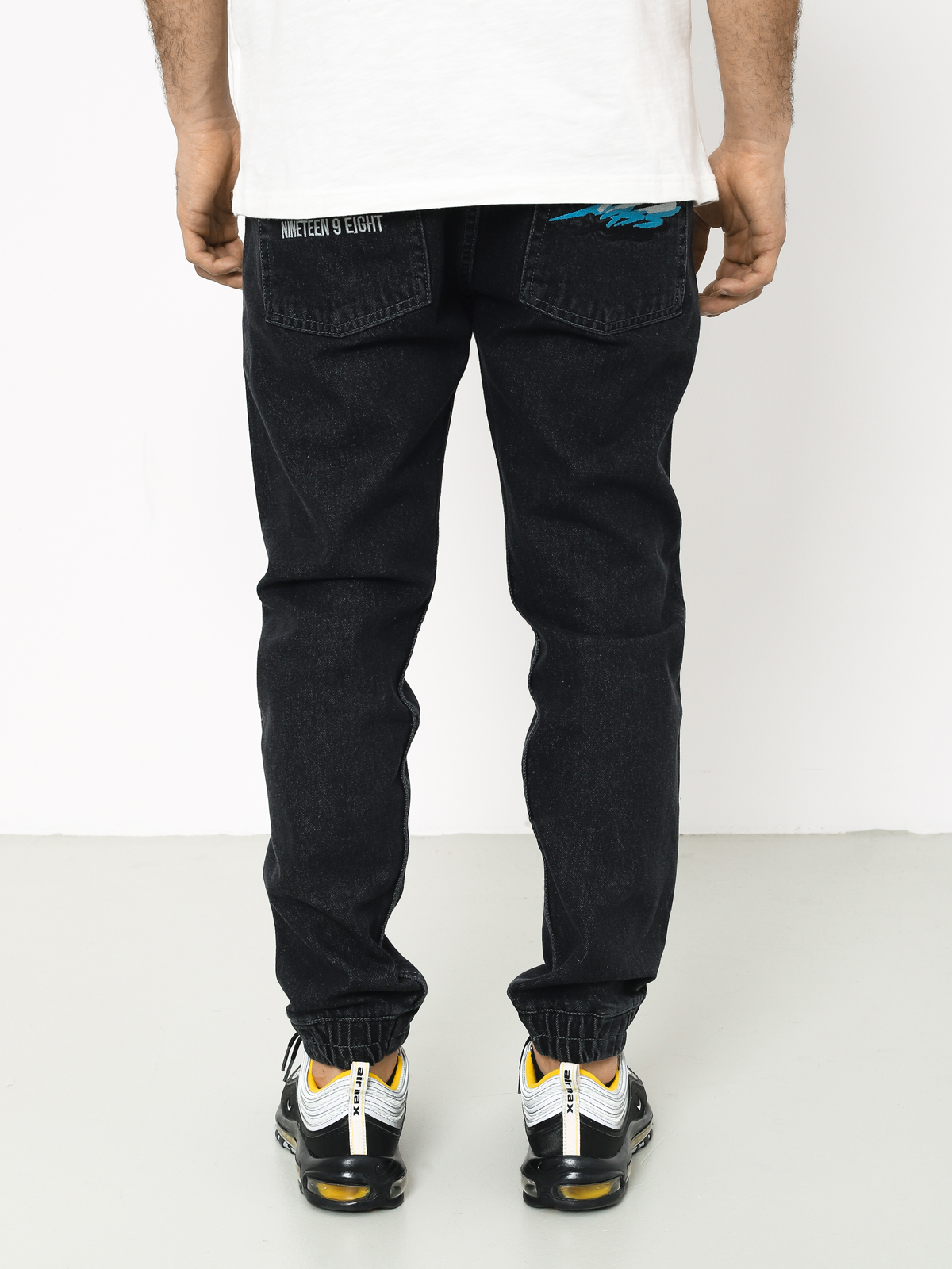 Spodnie MassDnm Truth Joggers Jeans Trap Fit (black rinse)