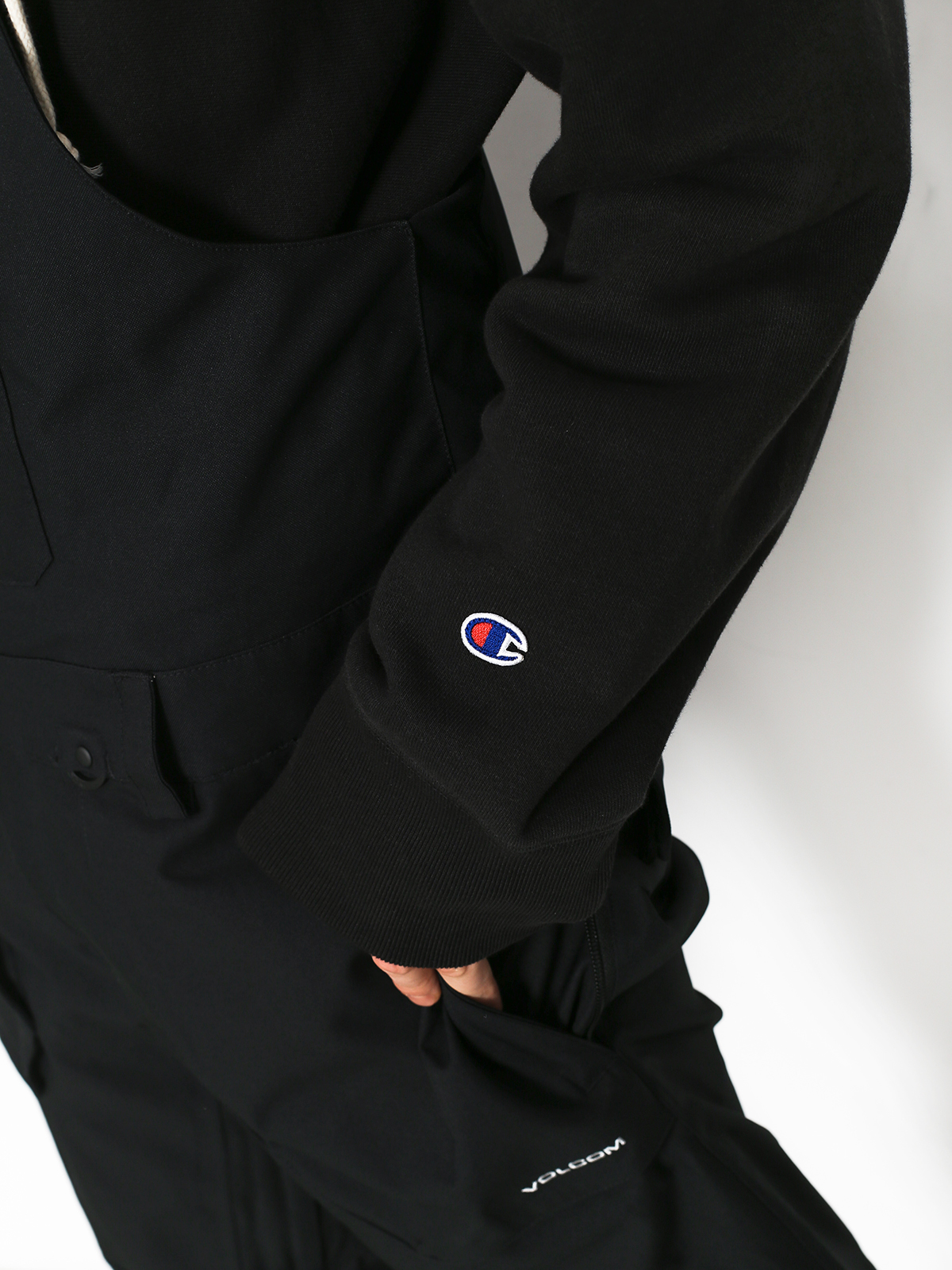 Męskie Spodnie snowboardowe Volcom Roan Bib Overall (blk)