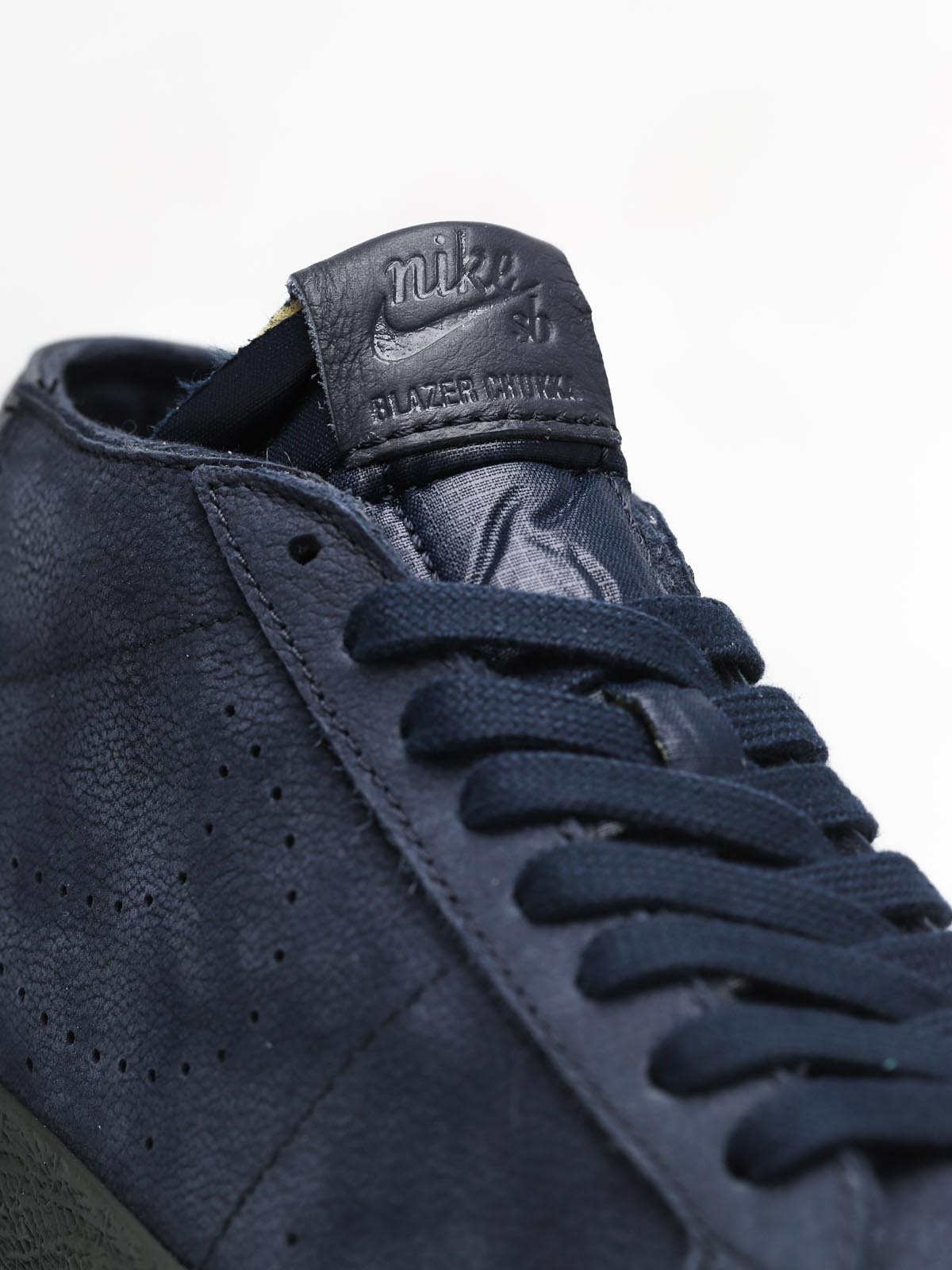 Buty Nike SB Sb Zoom Blazer Chukka Xt Premium (obsidian/obsidian)